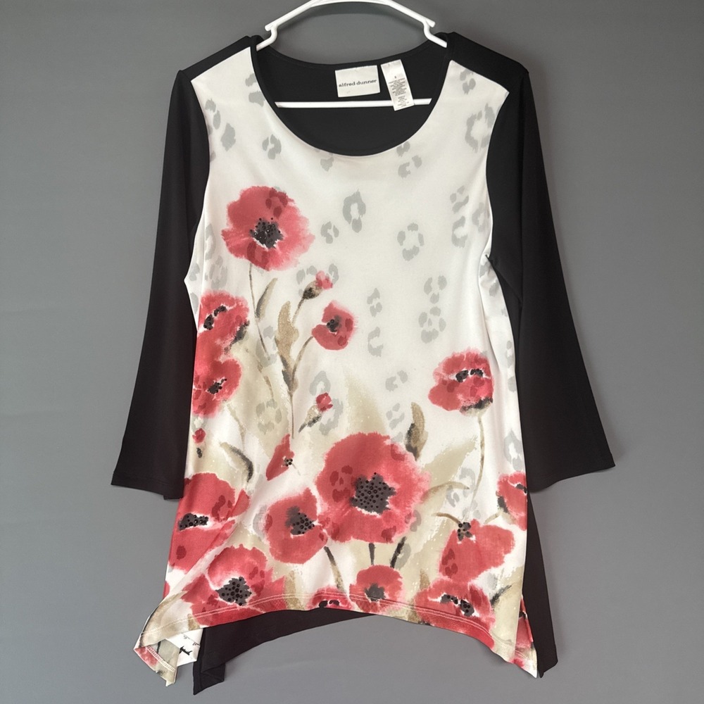 ALFRED DUNNER S Sheer Floral Top W/Decorative Liner Beaded Accents Boatneck